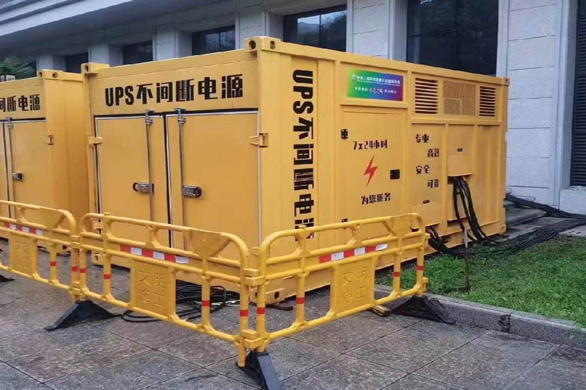 布尔津发电机租赁施工现场